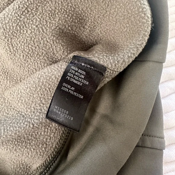 Mountain Standard Olive Green Pullover - Picture 5 of 8